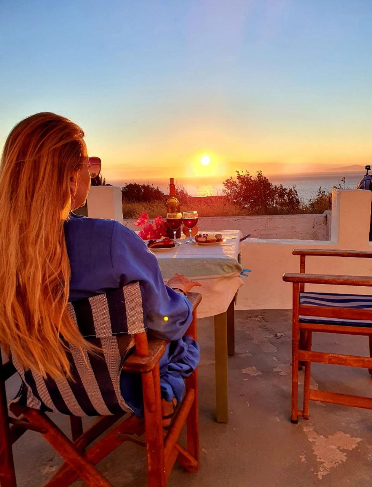 Вилла Oia Sunset House Pothitou Экстерьер фото
